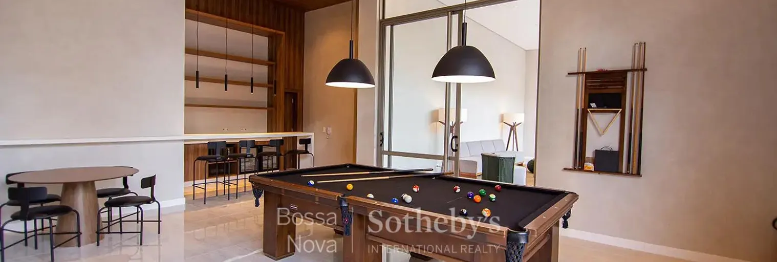 PUB e sala de jogos - Imagem 12