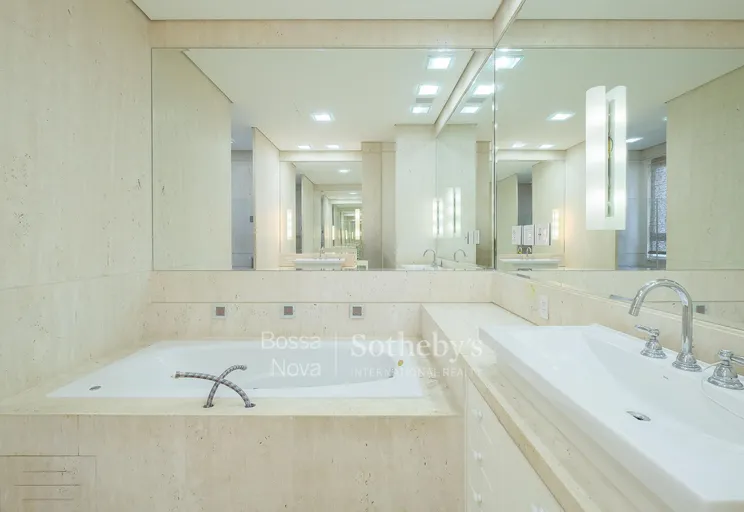 Banheiro da suíte máster - Imagem 21