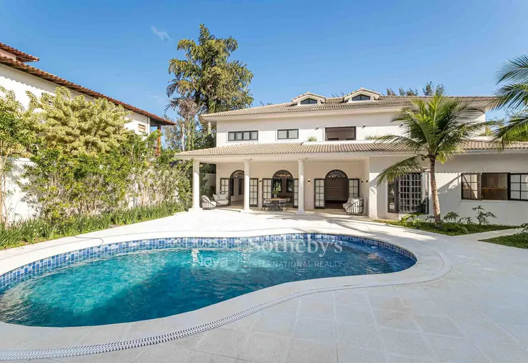 Piscina - Imagem 1