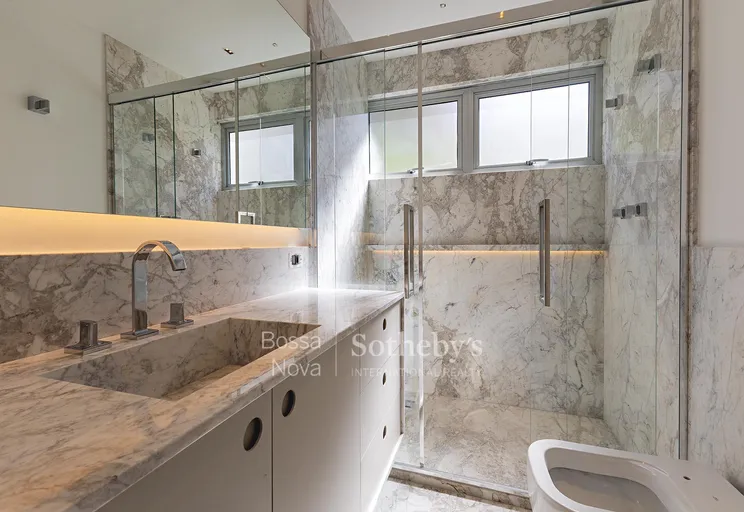 Banheiro da suíte máster - Imagem 19