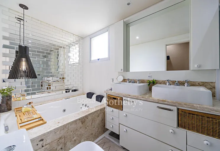 Banheiro da suíte máster - Imagem 23