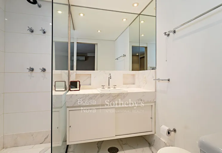 Banheiro da suíte máster - Imagem 25