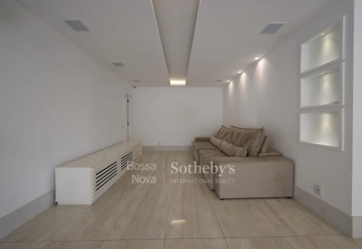 Sala íntima - Imagem 13