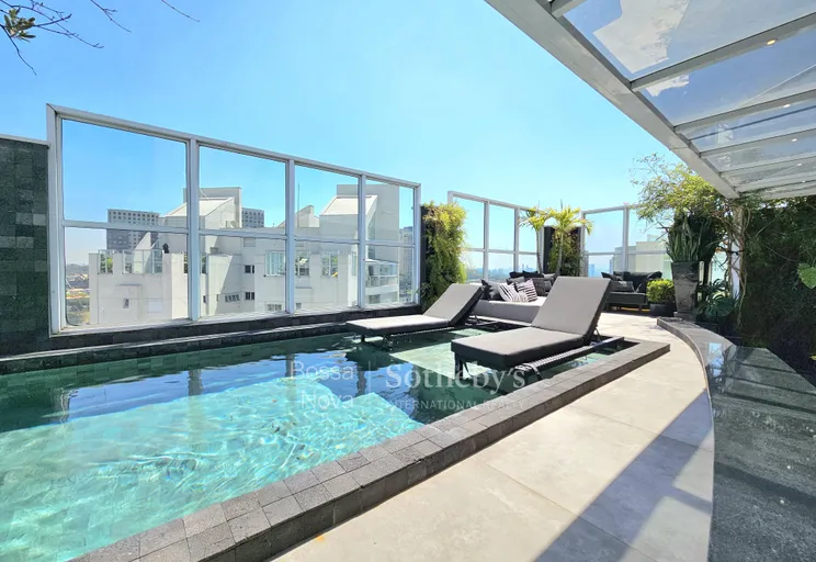 Piscina - Imagem 1