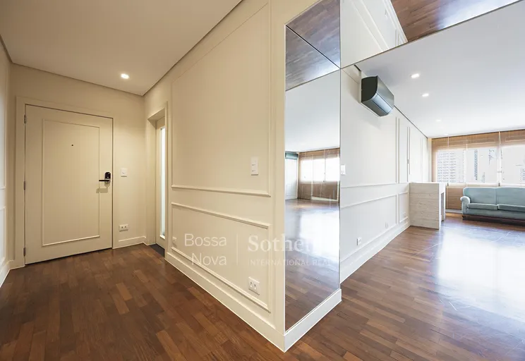 Hall - Imagem 3