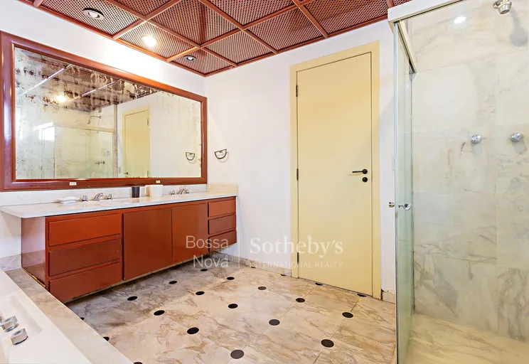 Banheiro da suíte máster - Imagem 20