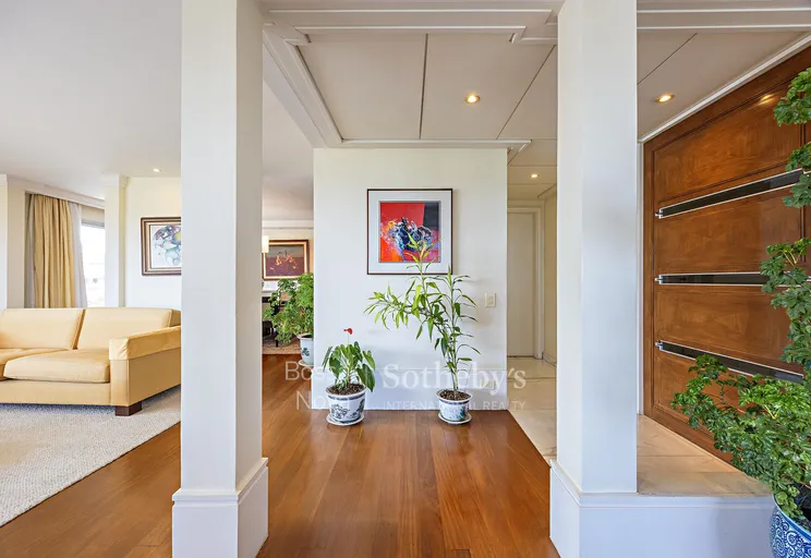 Hall - Imagem 10