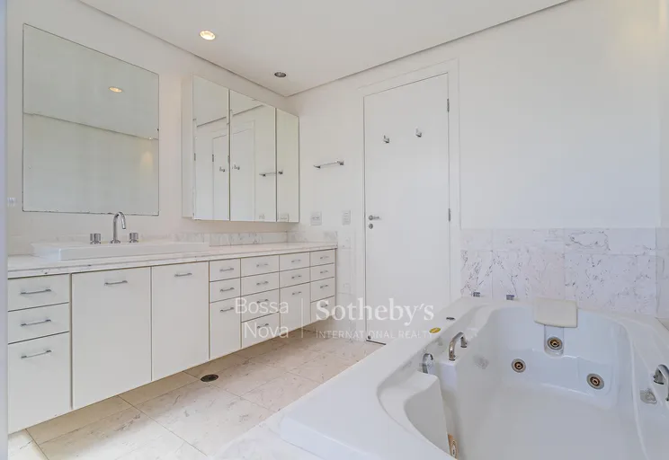 Banheiro da suíte máster - Imagem 21