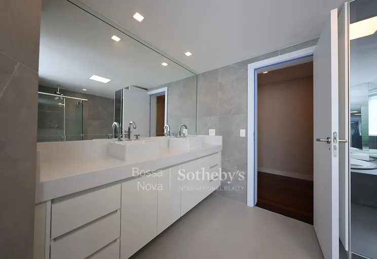 Banheiro da suíte máster - Imagem 23