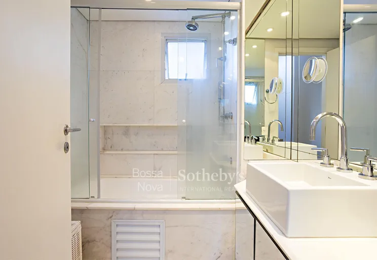 Banheiro da suíte máster - Imagem 18