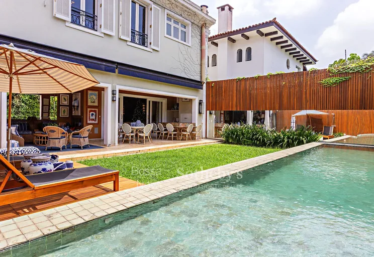 Piscina - Imagem 1