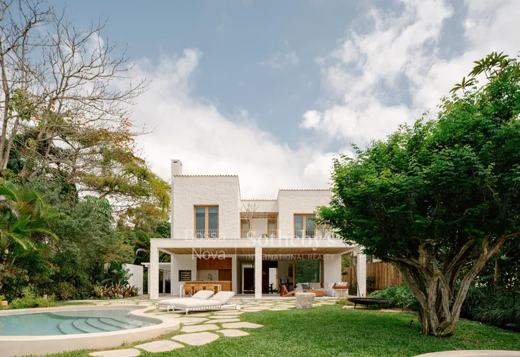 Fachada da casa - Imagem 13