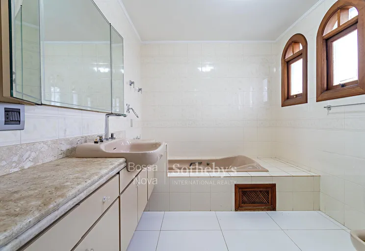 Banheiro da suíte máster - Imagem 30