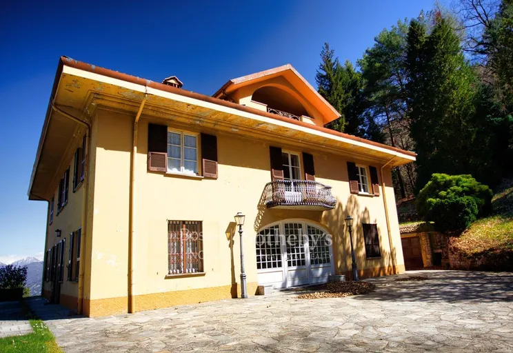 Fachada da casa - Imagem 4