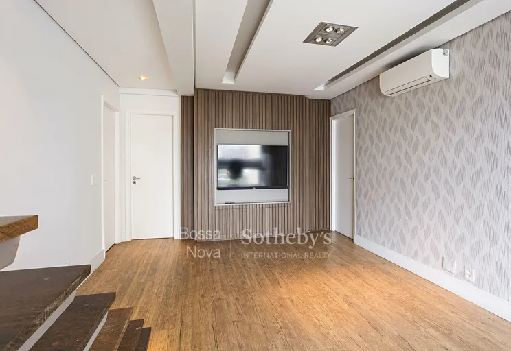 Sala íntima - Imagem 19