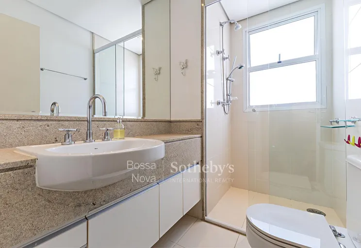 Banheiro da suíte 2 - Imagem 24