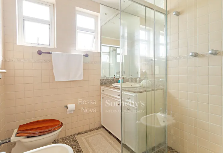 Banheiro da suíte 3 - Imagem 24