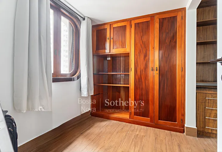 Dependência de Empregada - Imagem 25