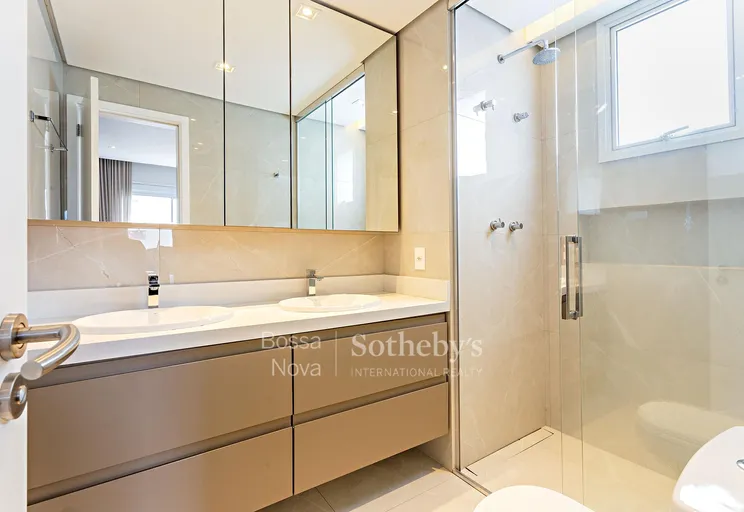 Banheiro da suíte máster - Imagem 13