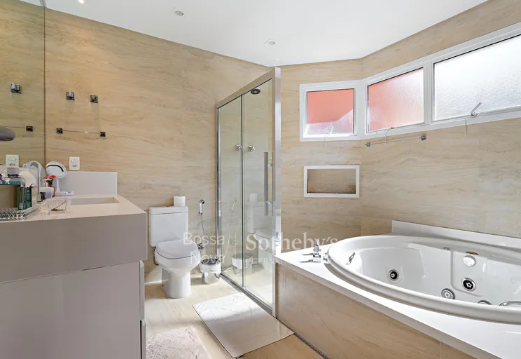 Banheiro da suíte máster - Imagem 24