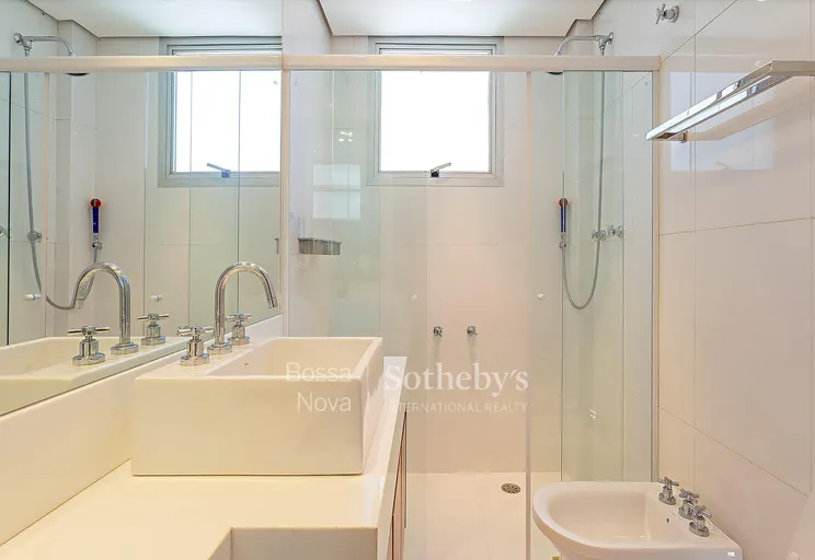 Banheiro da suíte - Imagem 16