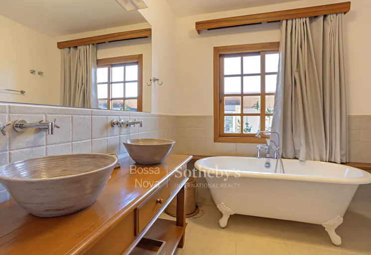 Banheiro da suíte máster - Imagem 36