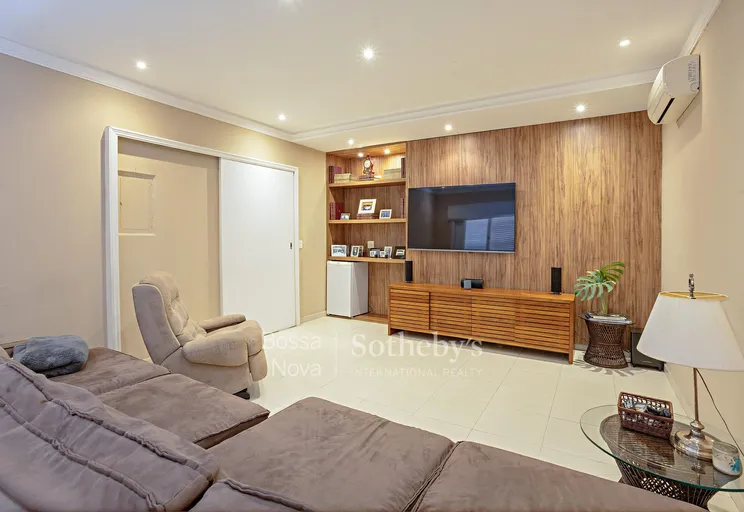 Home Theater - Imagem 24