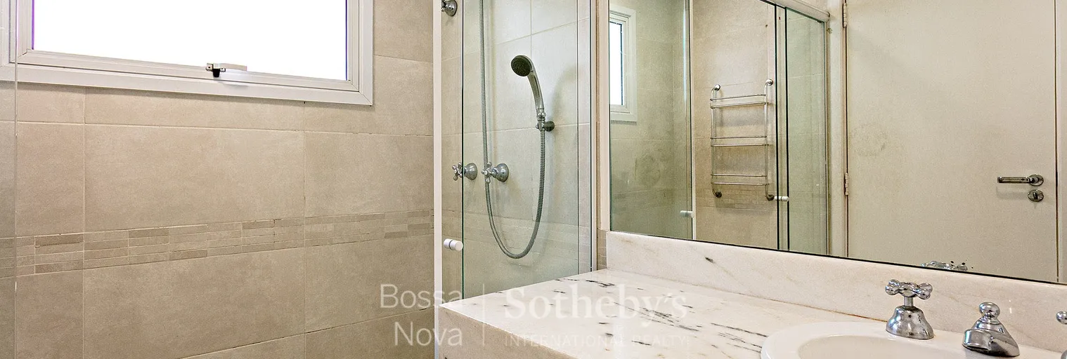 Banheiro da suíte 1 - Imagem 18