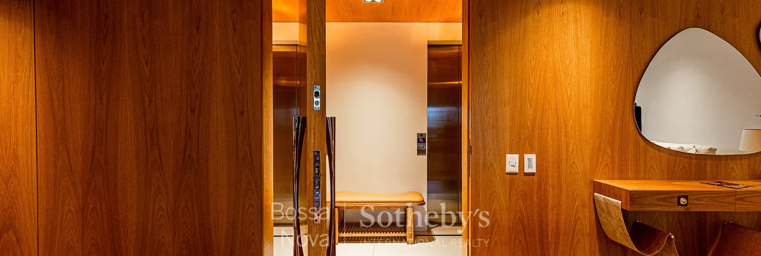 Hall - Imagem 2