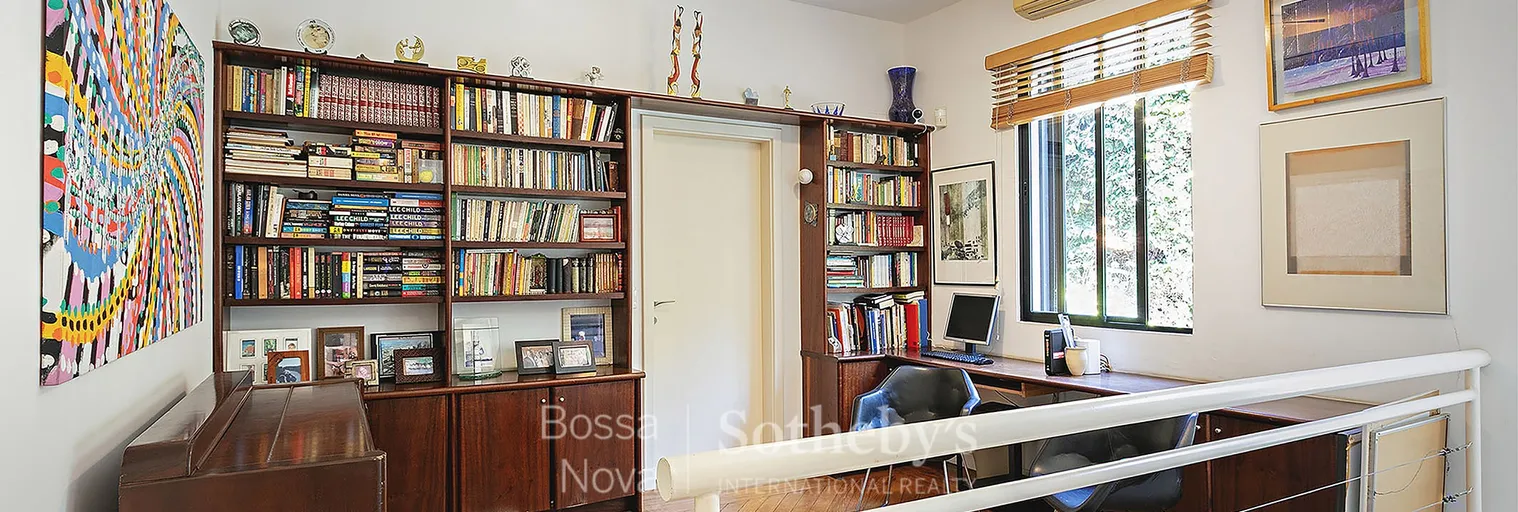 Sala íntima - Imagem 23
