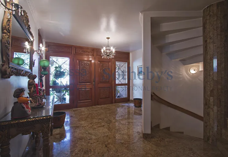Hall - Imagem 5