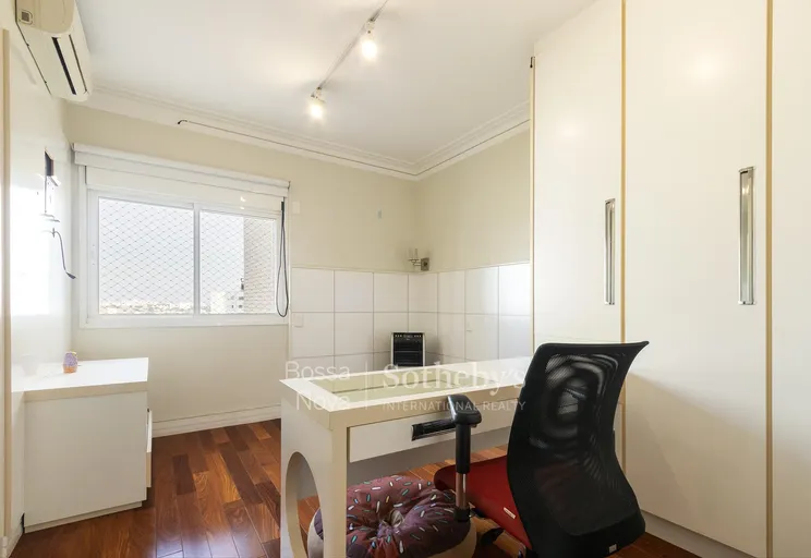 Elevador privativo - Imagem 24