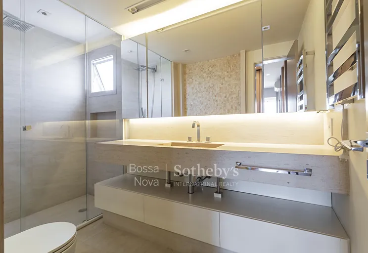 Banheiro da suíte máster - Imagem 60