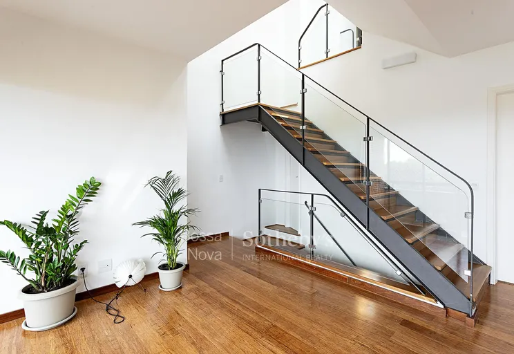 Área de circulação - Imagem 13