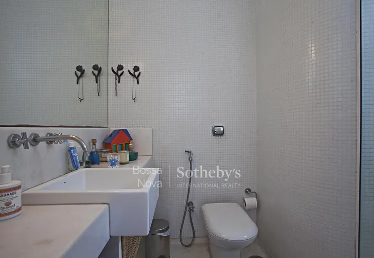 Banheiro da suíte 3 - Imagem 16