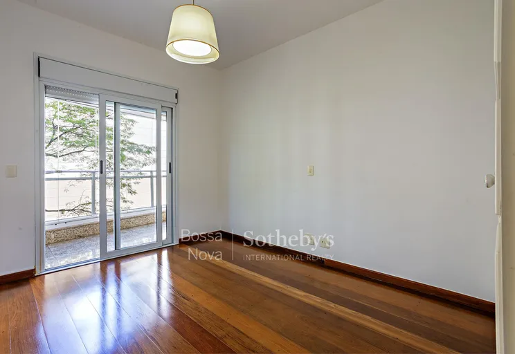 Sala íntima - Imagem 17