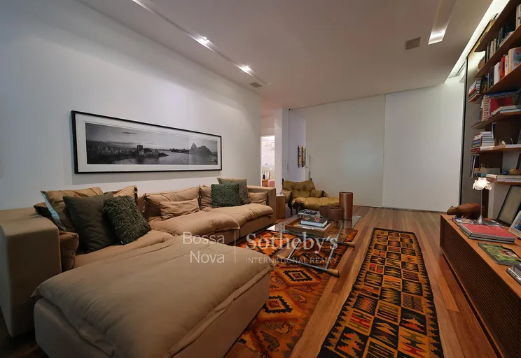 Sala íntima - Imagem 32