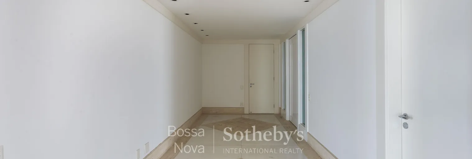 Hall - Imagem 2