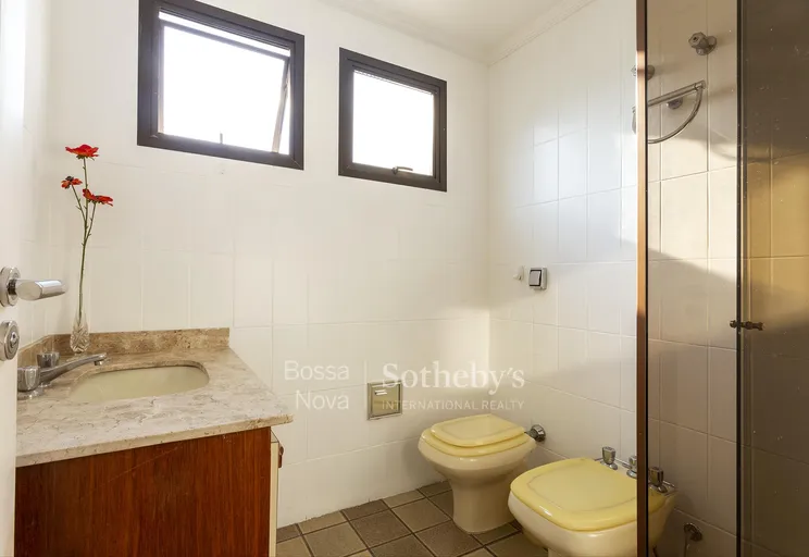 Banheiro da suíte 1 - Imagem 13