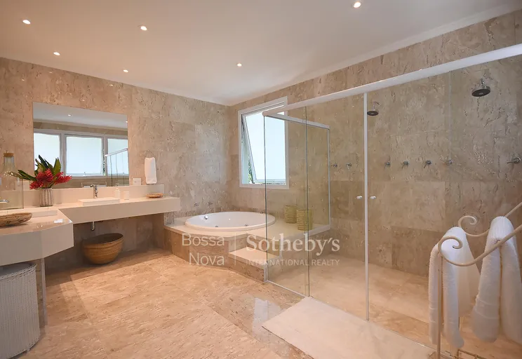 Banheiro da suíte máster - Imagem 18