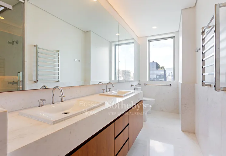 Banheiro da suíte máster - Imagem 23