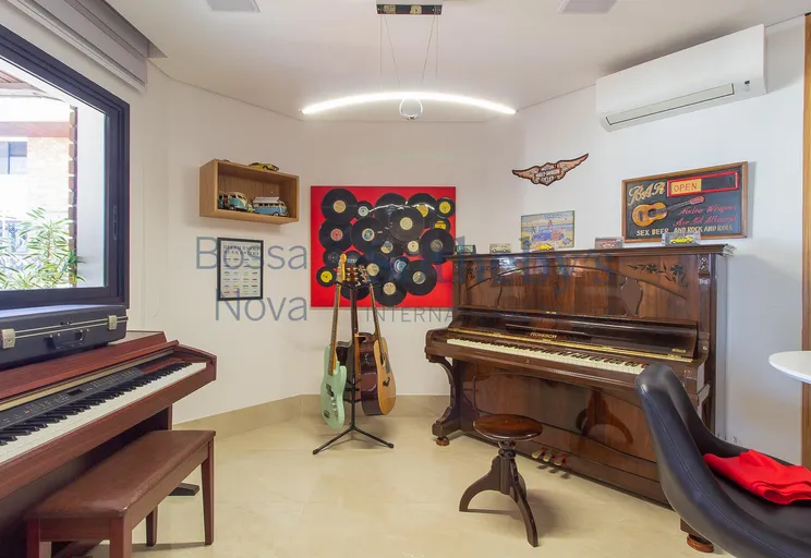Sala íntima - Imagem 16