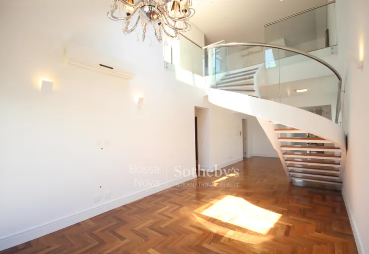 Hall - Imagem 1