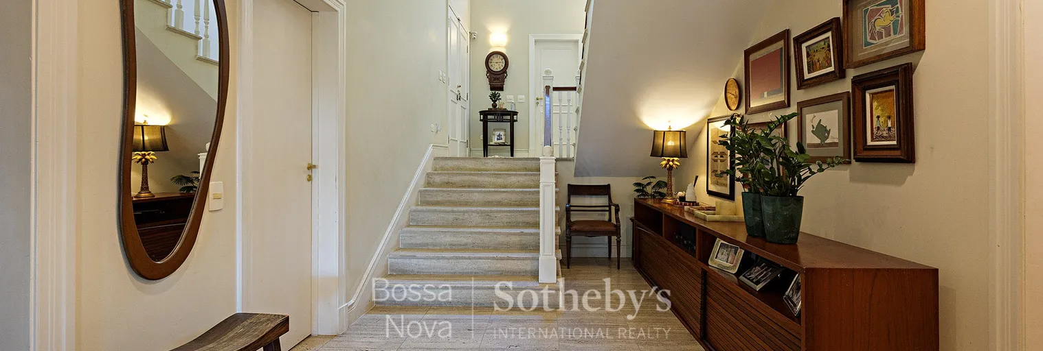Hall - Imagem 2