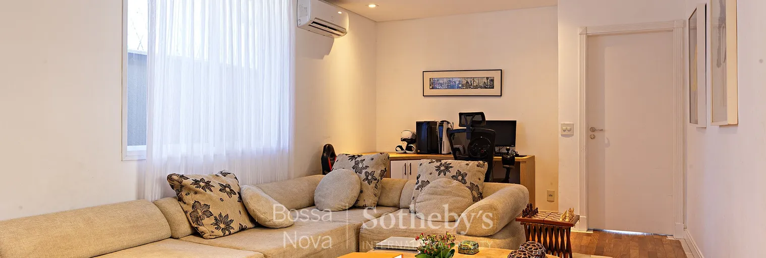 Sala íntima - Imagem 23