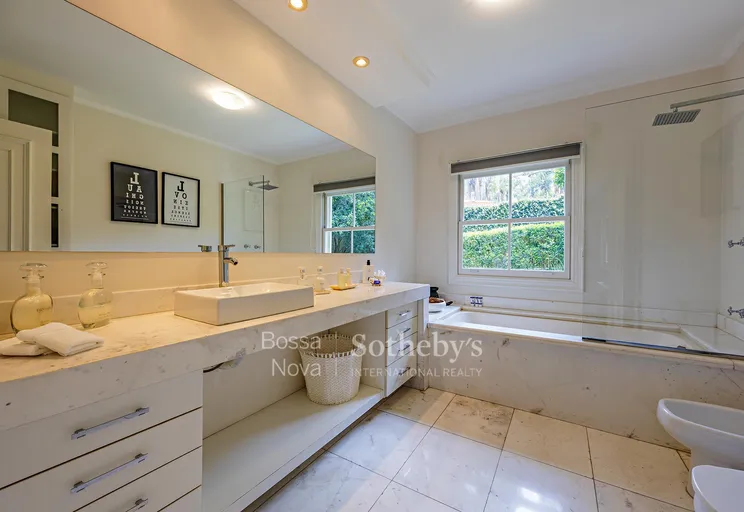 Banheiro da suíte 2 - Imagem 32