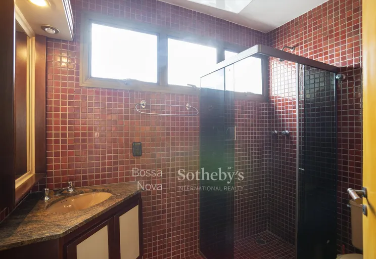 Banheiro da suíte 1 - Imagem 9