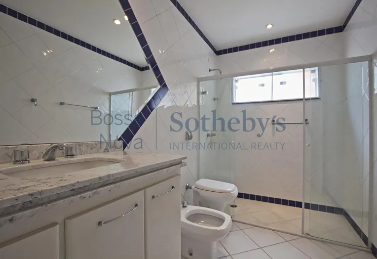 Banheiro da suíte 2 - Imagem 18