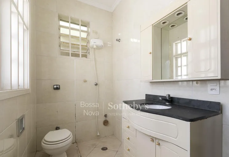 Banheiro da suíte 2 - Imagem 19