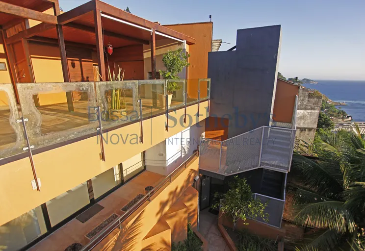Fachada da casa - Imagem 9